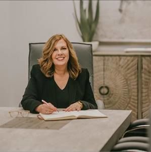 Meet your Posher, Patricia